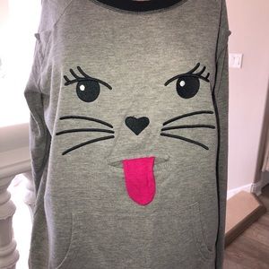 Interesting sweater size medium